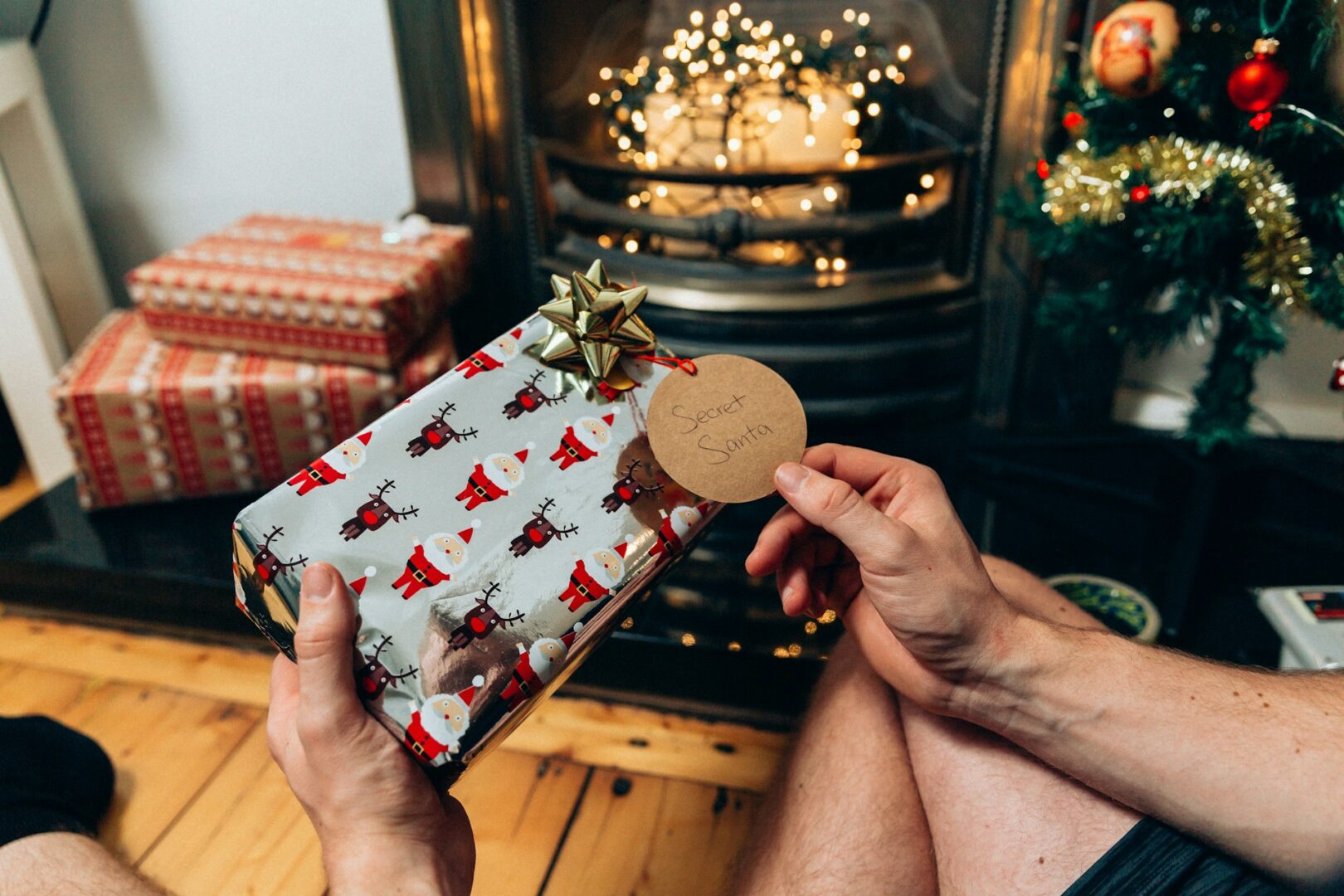 Secret Santa: what to give a contract manager?